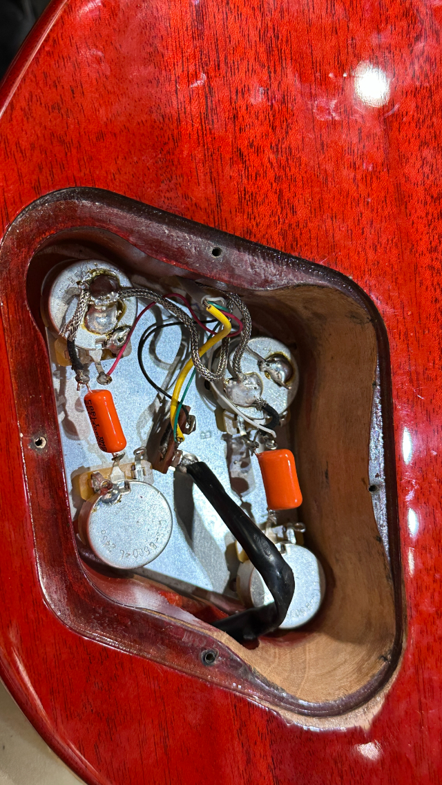 Exclusive Les Paul Standard 50s Dirty Lemon Burst Finish & Vintage Cherry Back 2024