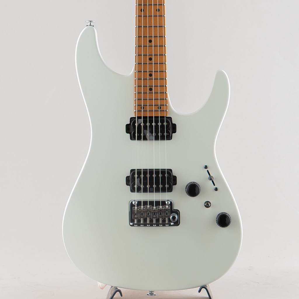 AZ2402 / Pearl White Flat