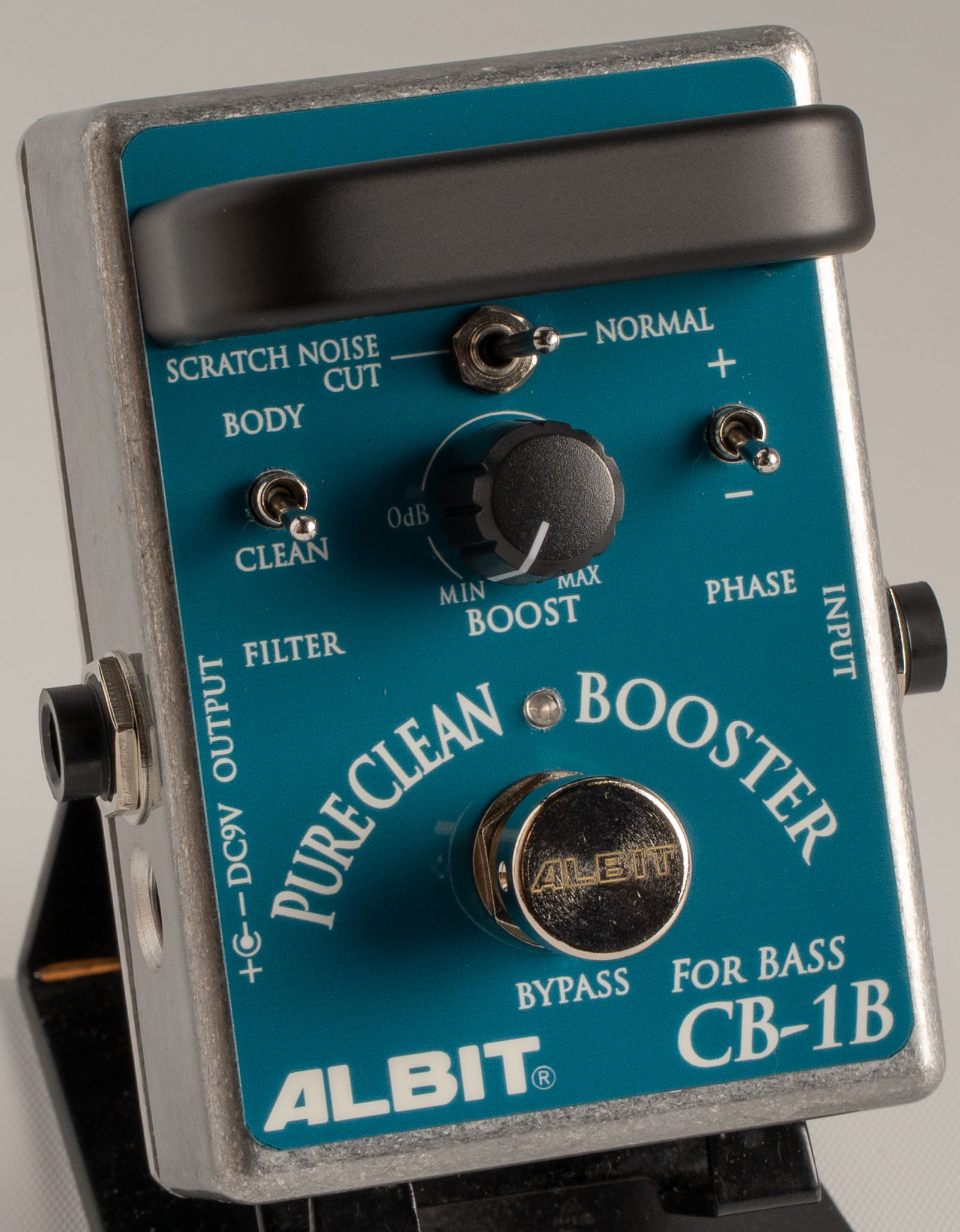 PURE CLEAN BOOSTER FOR BASS / CB-1B: エフェクター｜三木楽器公式