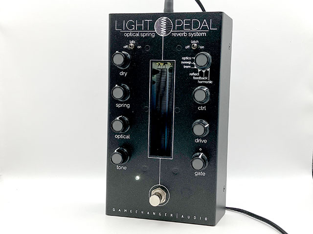 LIGHT PEDAL