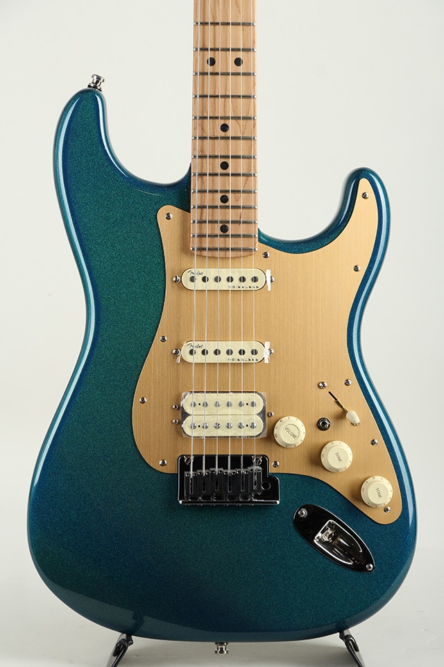 American Ultra II Stratocaster HSS Roasted Maple Aurora 【S/N US25000946】