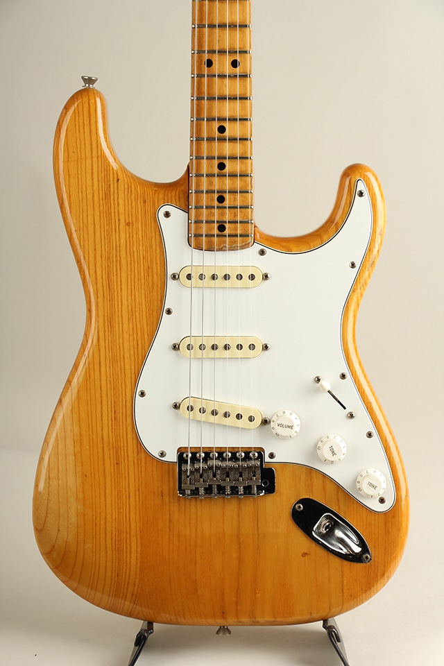 Fender Stratocaster エレキギター ナチュラル Fender◇エレキギター/ストラトタイプ/ナチュラル・木目/SSS