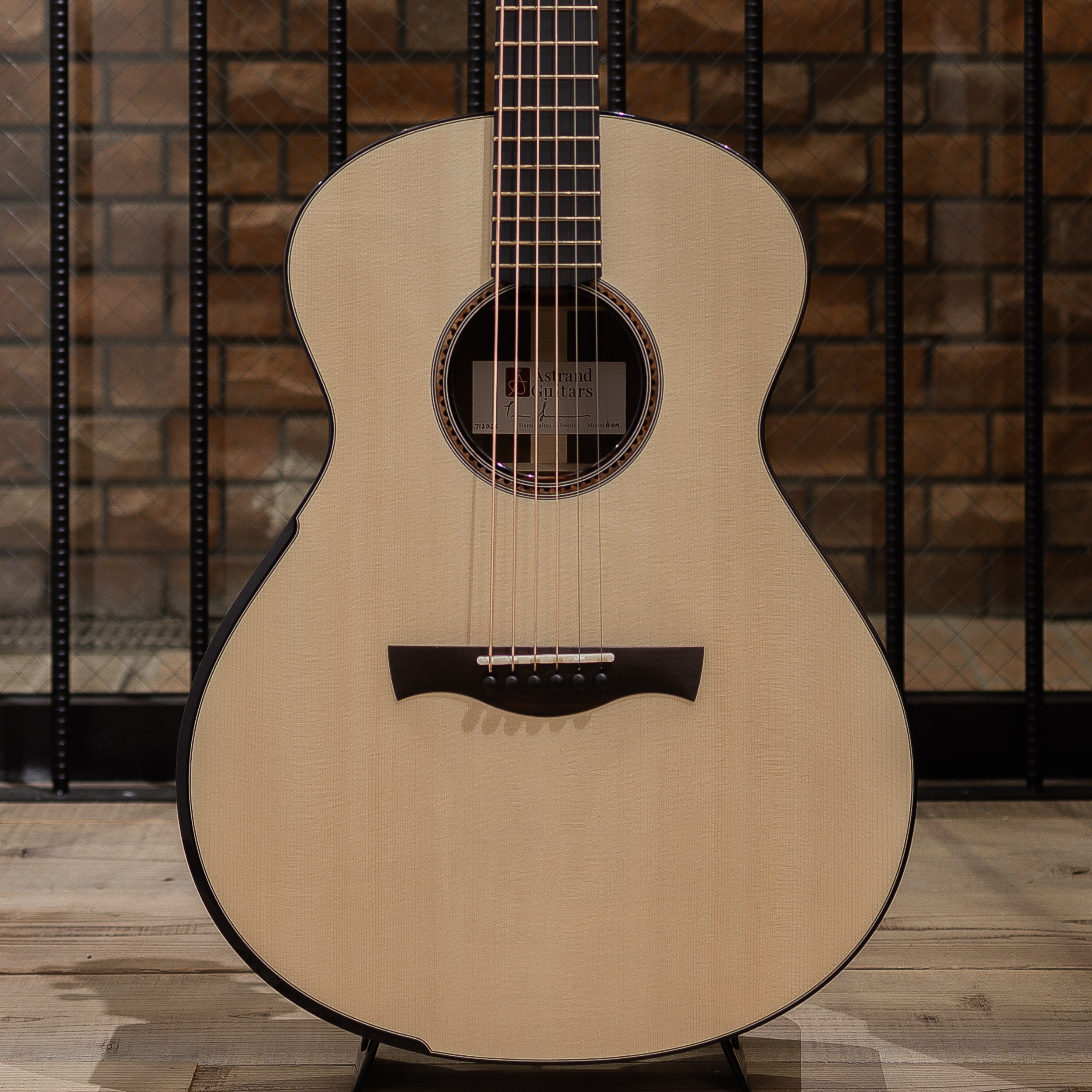 A-OM Swiss "Moon" Spruce / Madagascar Rosewood