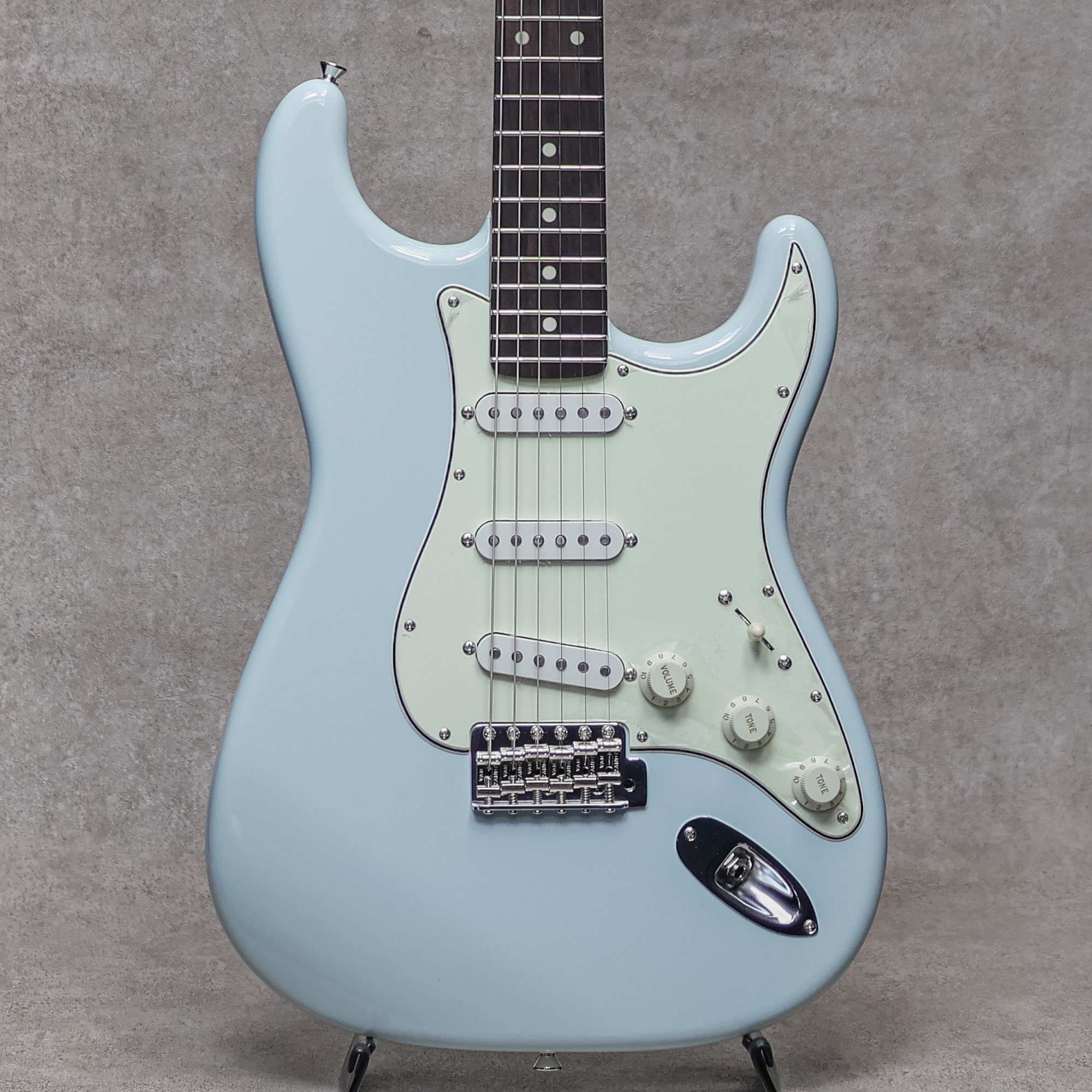 STV-R2 Sonic Blue w/TrueVintge&Blues Pickups