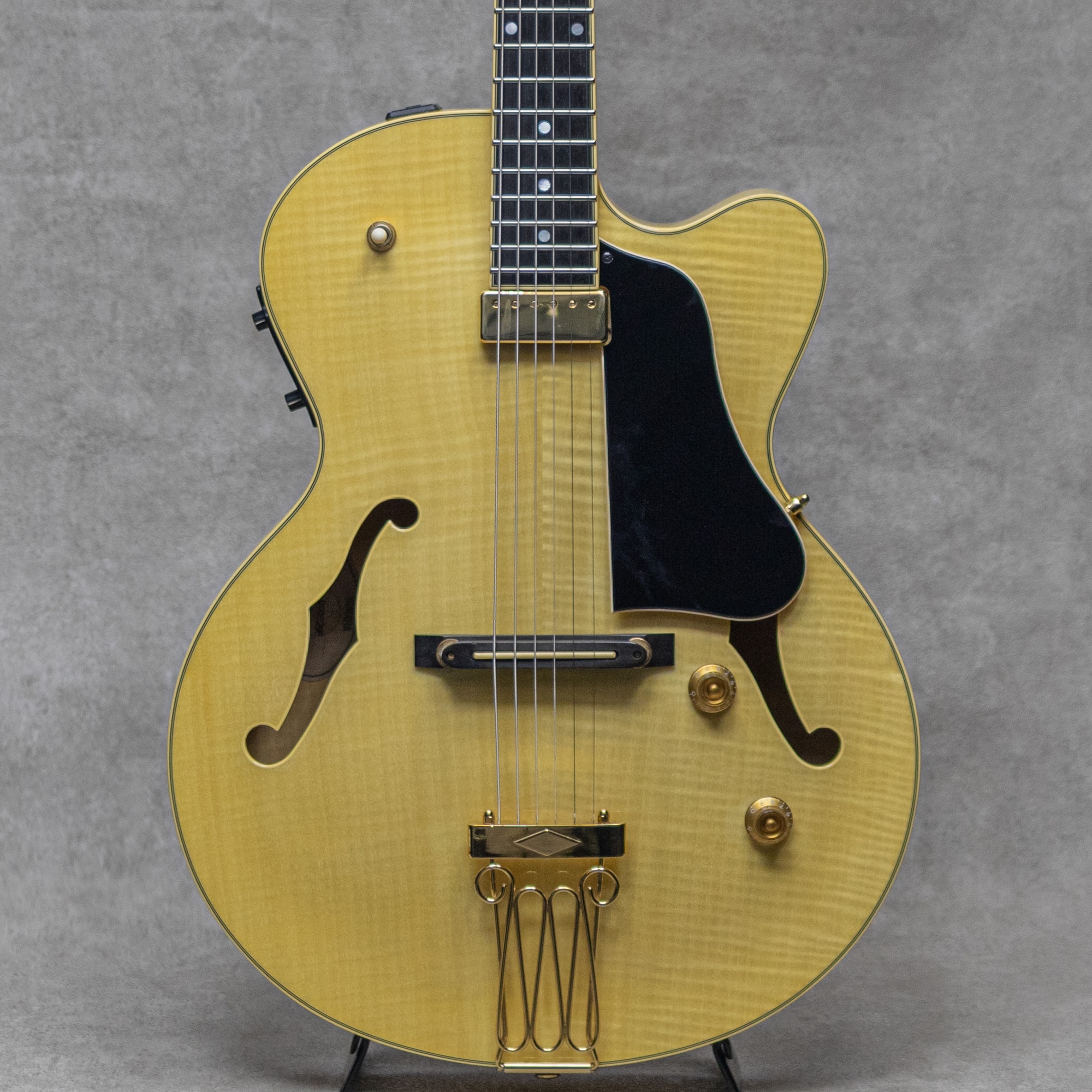 AEX-1500 Natural / 2000