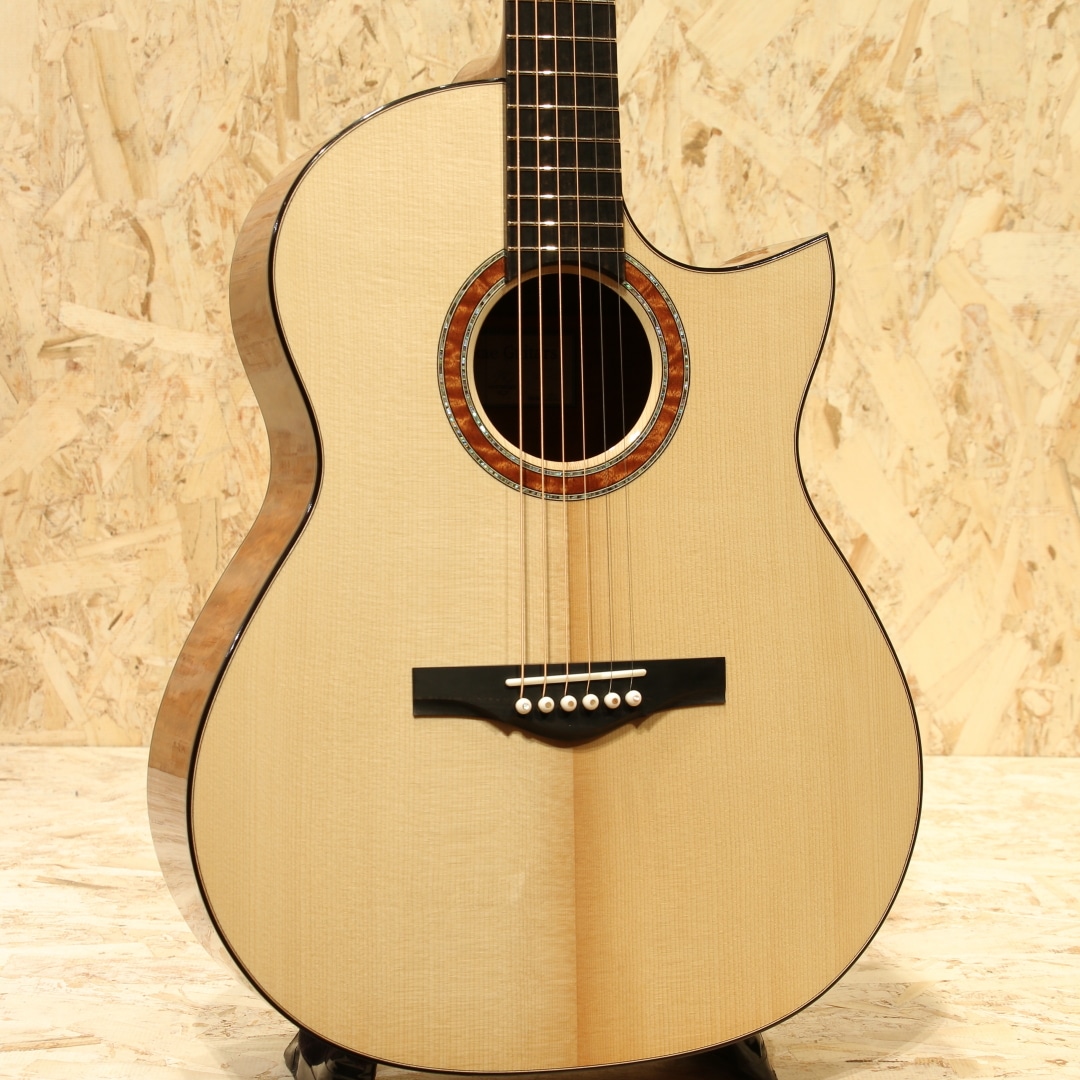 RC Florentine Cutaway Master Grade Quilted Sapele