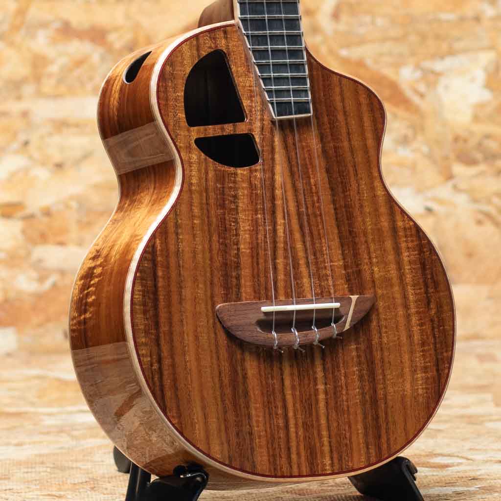 Le Light Koa Concert