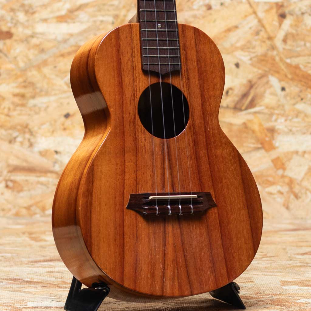 Hawaiian Koa Tenor 2004
