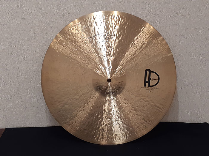 【1枚限定特価品】Legend series 18" Crash 1405g