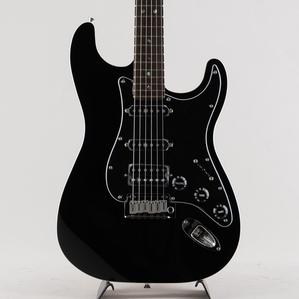 Made in Japan Limited Active Modern Stratocaster HSS, Rosewood Fingerboard, Black