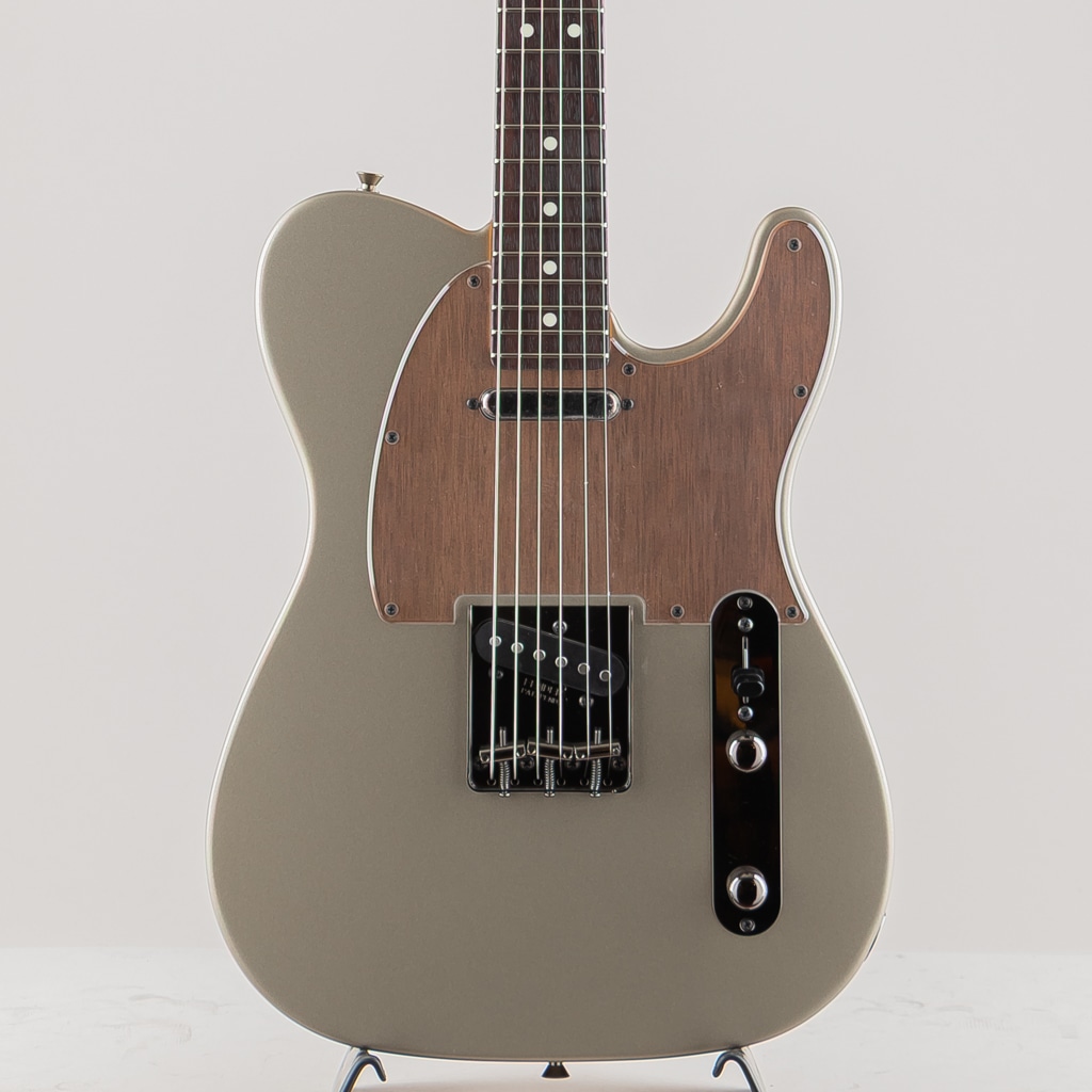 Made in Japan Hybrid II 2026 Collection Telecaster Satin Metallic/Matte Champagne Mirage/Rosewood Fingerboard