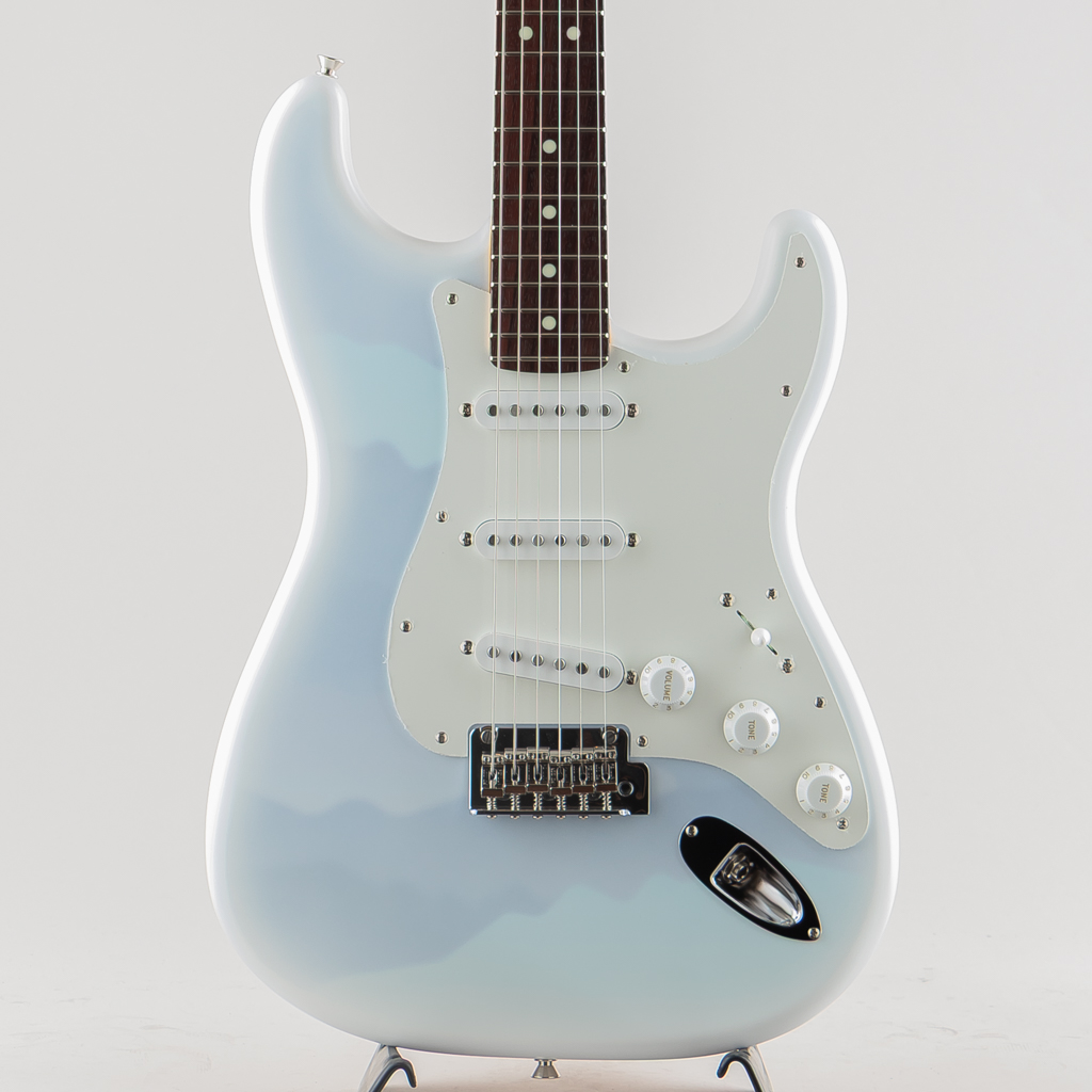 Made in Japan Hybrid II 2026 Collection Stratocaster Misty Satin/Blue Mist/Rosewood Fingerboard