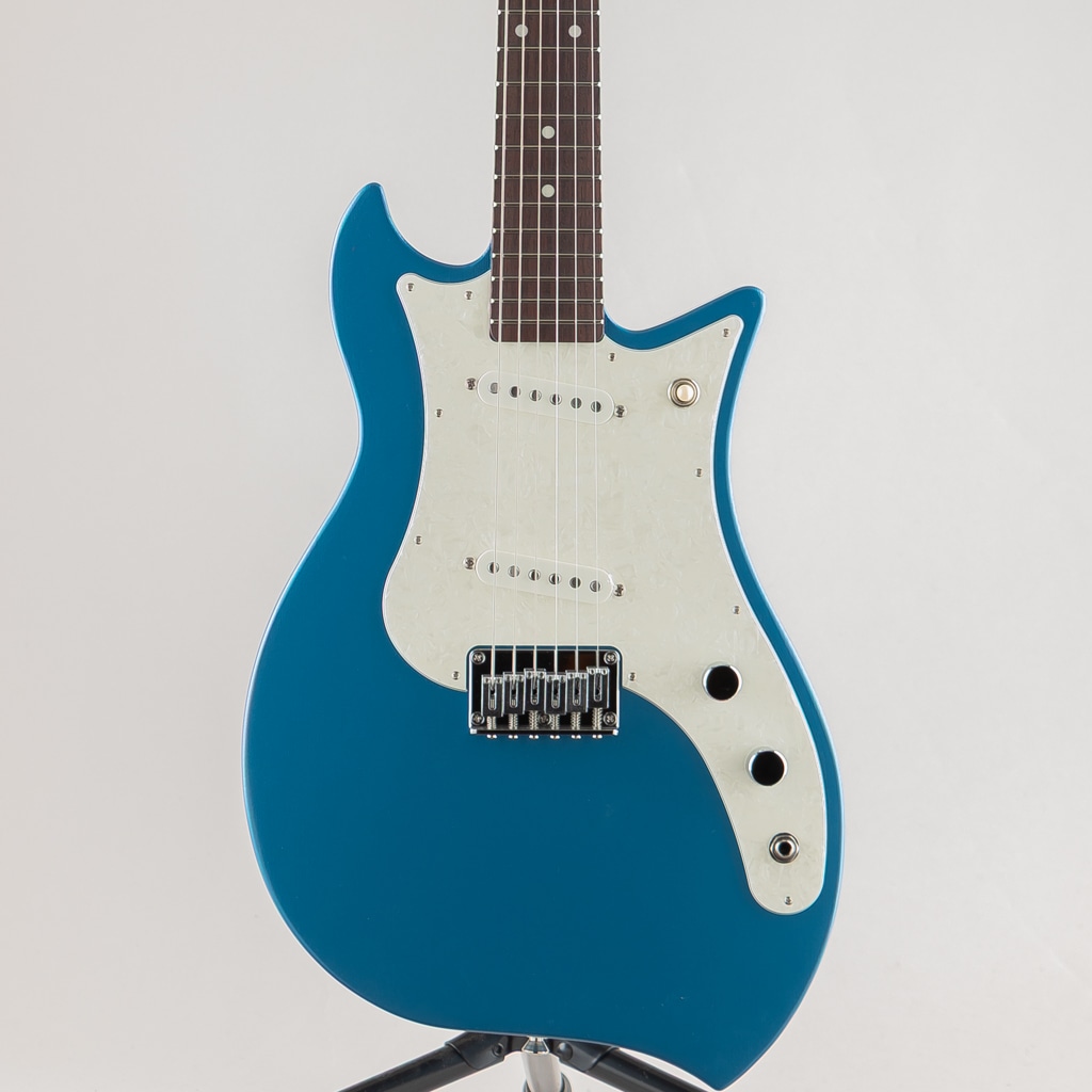 Bronson V / Lake Placid Blue