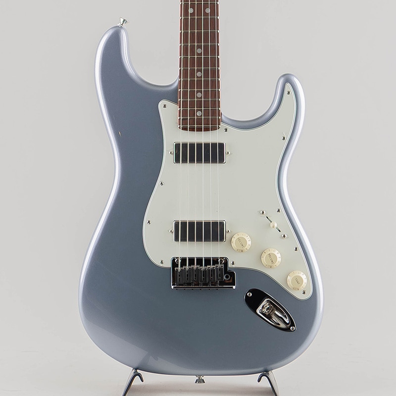 American Professional II Stratocaster HH/Ice Blue Metallic/Rosewood Fingerboard