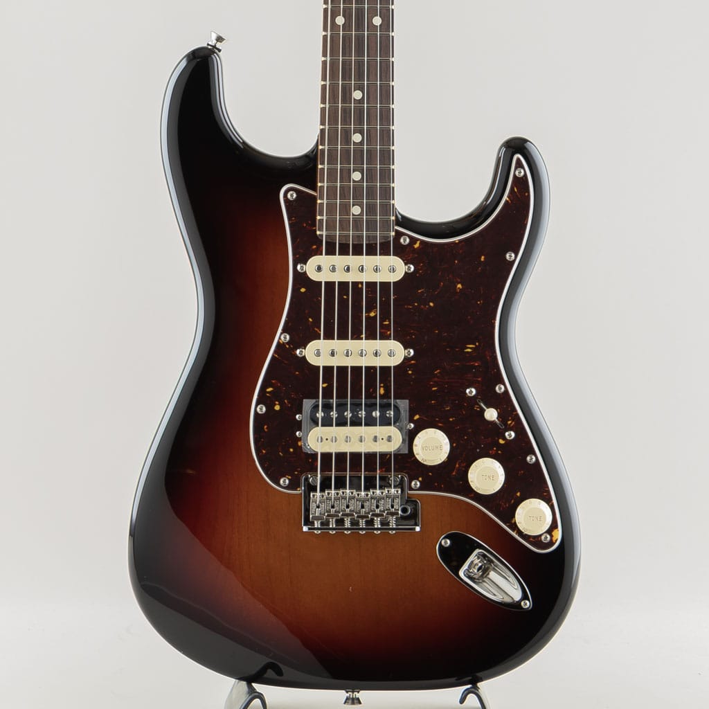 American Professional Stratocaster HSS, Rosewood Fingerboard, 3-Color Sunburst