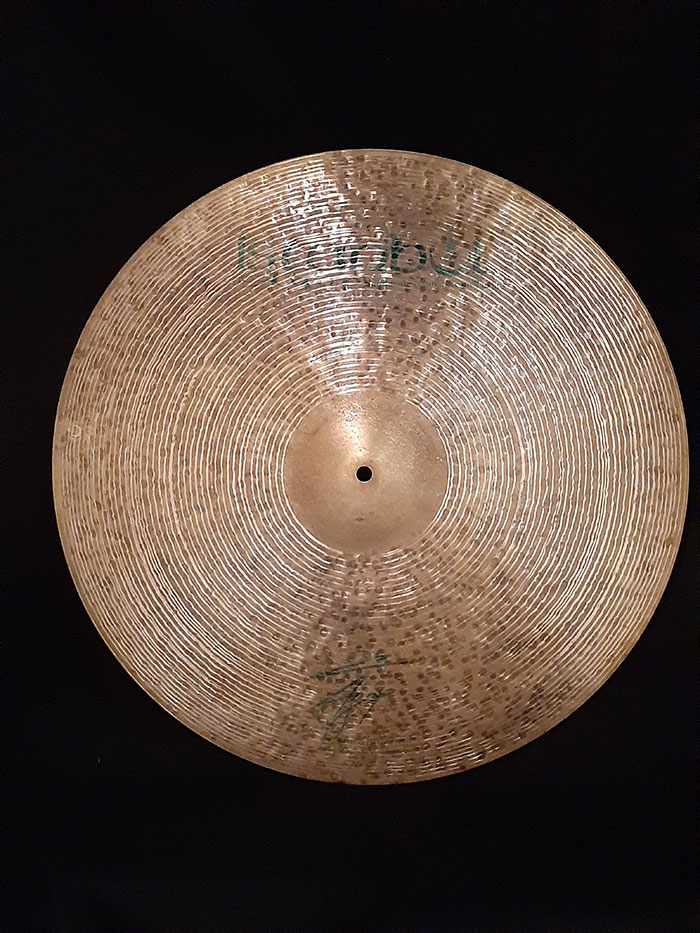 【新品特価25%OFF!】Agop Signature Series 22" Medium Ride 2,527g