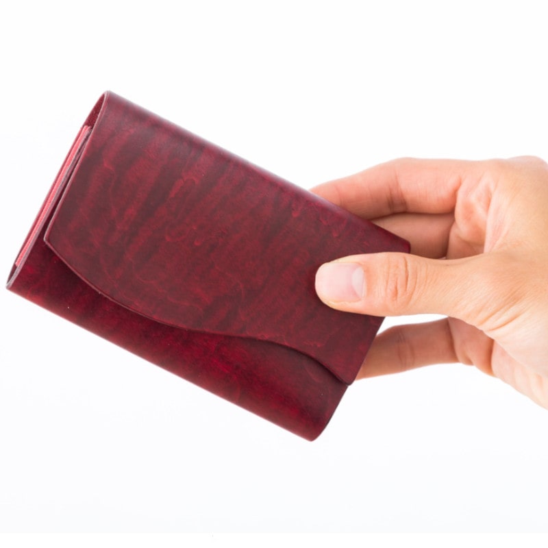 《HAND MADE Made in Japan》樹の肌触りと革の味わいを楽しめる sciva 名刺入れ cad-001-RED  Burguandy バーガンディ