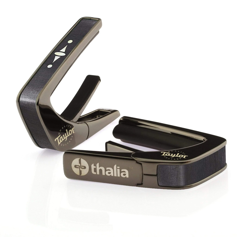 タリア カポ テイラー ライセンスド・モデル Thalia Capos TAYLOR 500 SERIES CENTURY / Black Chrome / ギター 15インチフレットパッド付属
