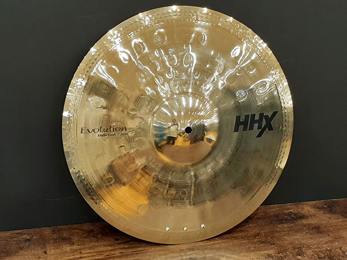 【廃盤機種・選定買付シンバル】17" HHX Evolution Effeks Crash Brilliant Finish with rivets  [HHX-17EVECS-B]
