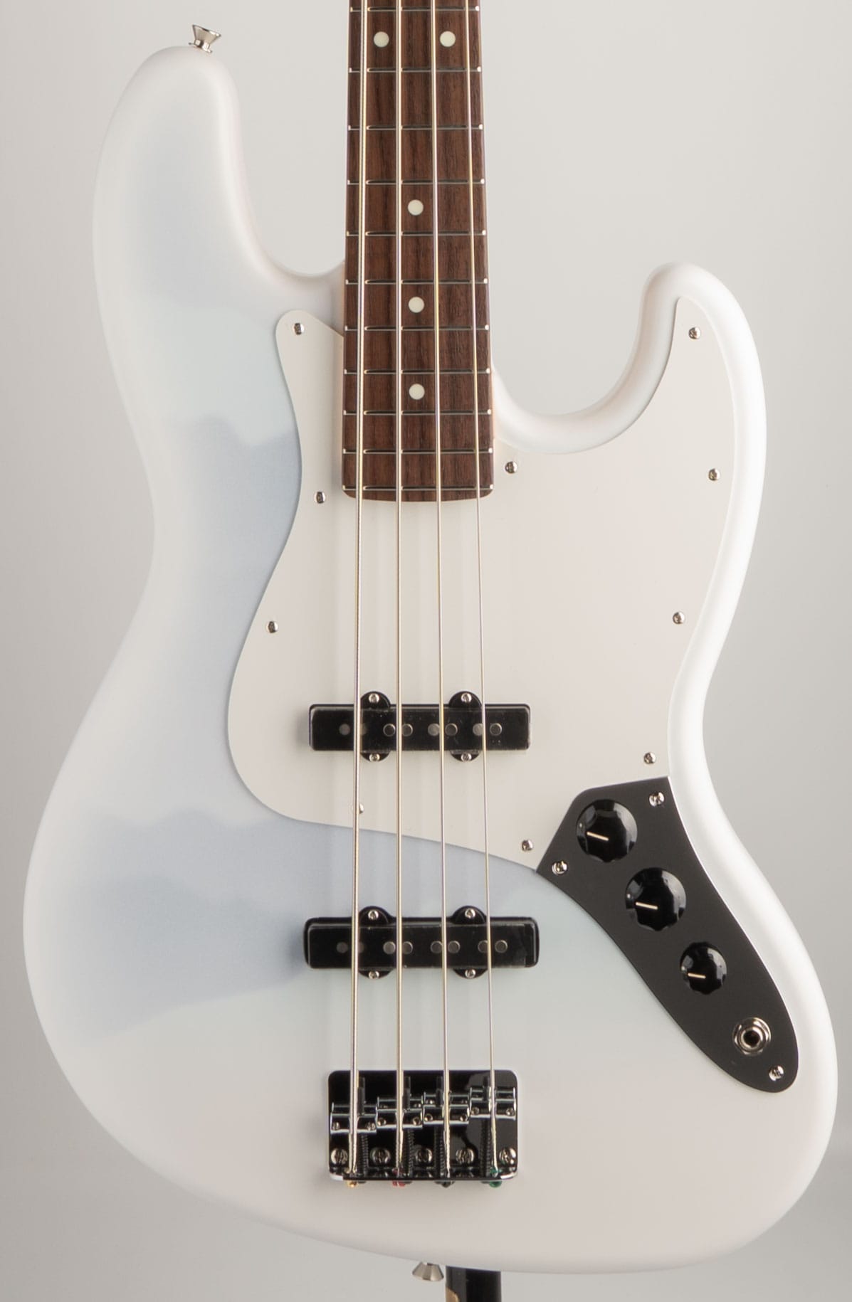 Made in Japan Hybrid II 2026 Collection Jazz Bass Misty Satin / Blue Mist