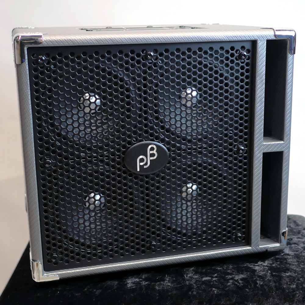 C4 Cabinet / Carbon Silver