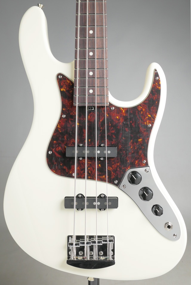 Hermes "PASSIVE" Series RV4 / Olympic White