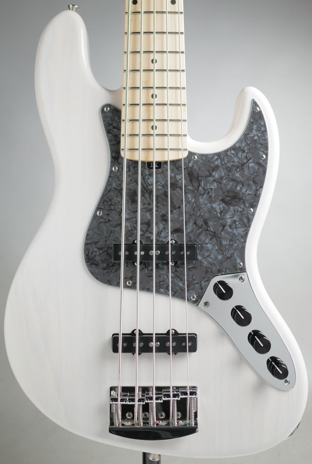 Hermes Series M70-5 / Trans White