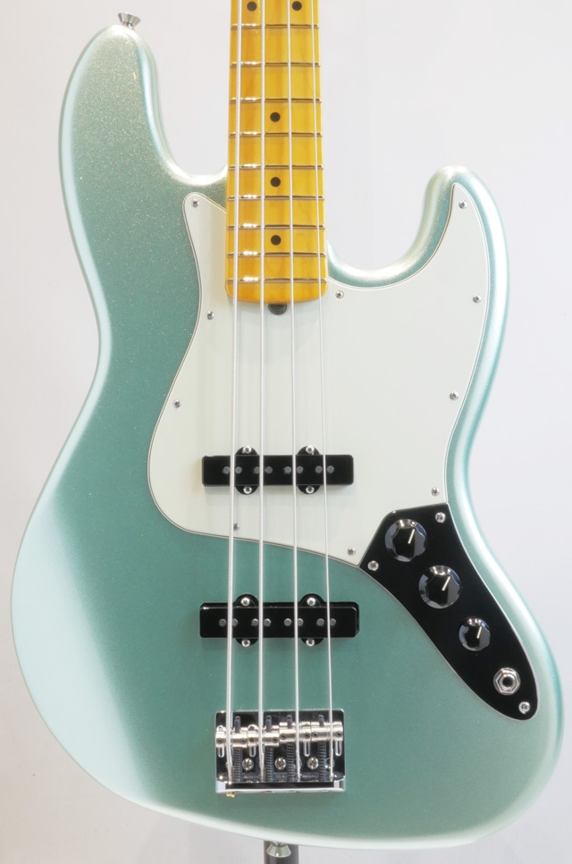 American Professional II Jazz Bass Mystic Surf Green / Maple