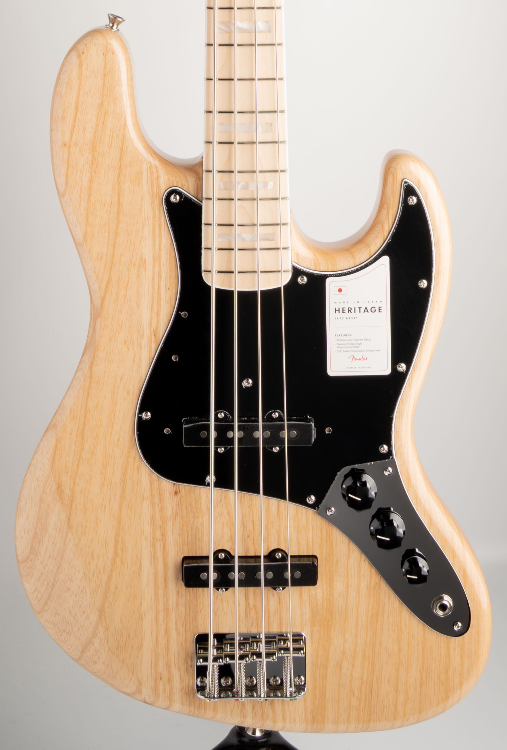 MADE IN JAPAN HERITAGE 70S JAZZ BASS (NAT)