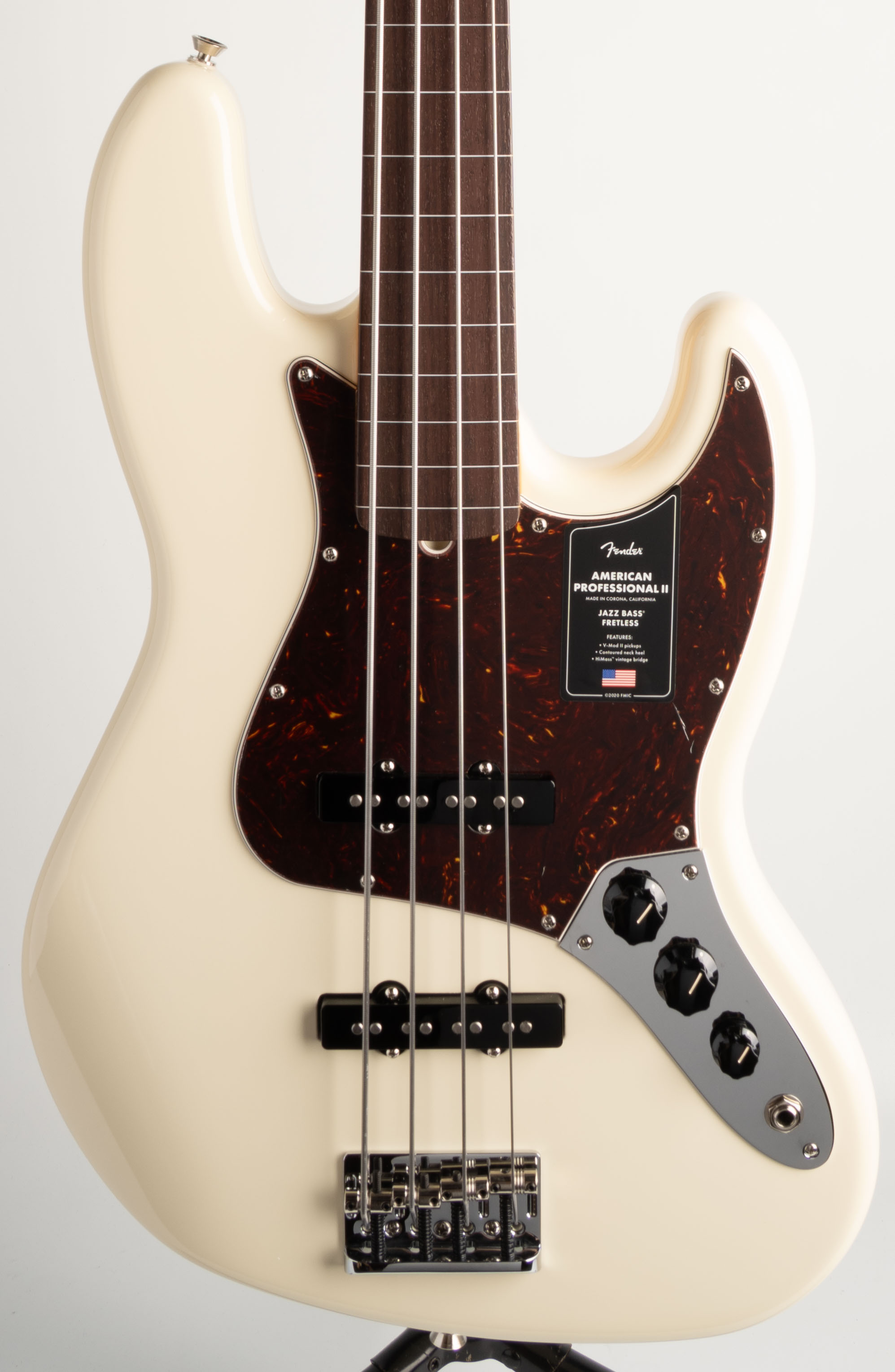 American Professional II Jazz Bass Fretless /  Olympic White