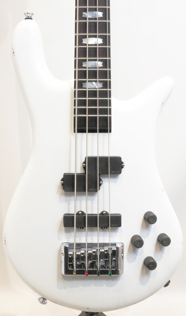 EURO 4 CLASSIC Lacquer Aged White