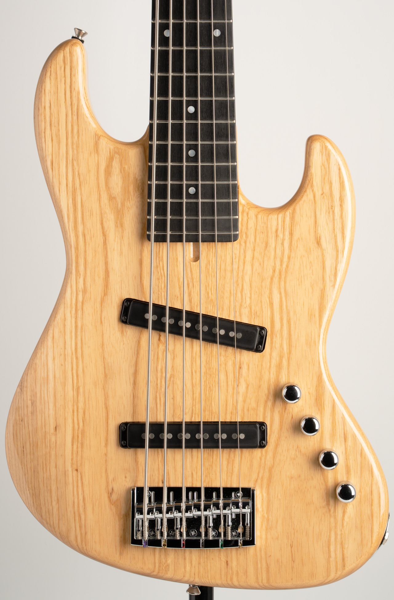 JJ-6 N/E CR