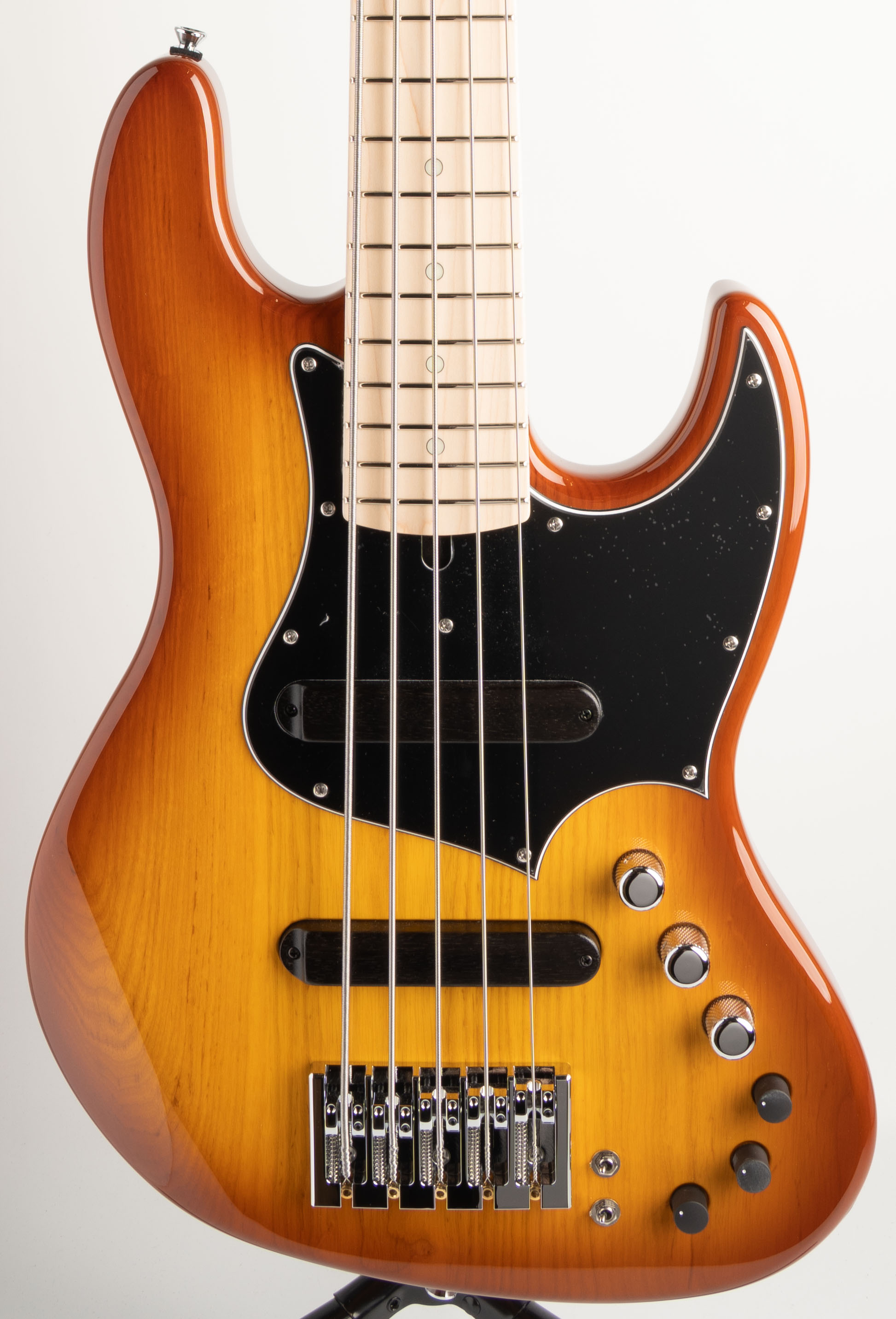 XJ-1T 5st Super Light Aged / Amber Burst / Lacquer Finish