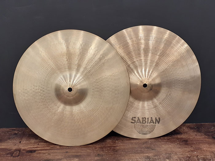 【中古品】80s AA 14" Regular Hats 1,014g,1,359g