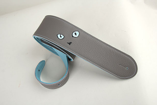 G-Standard ロシアンブルー ねこ刺繍ストラップ