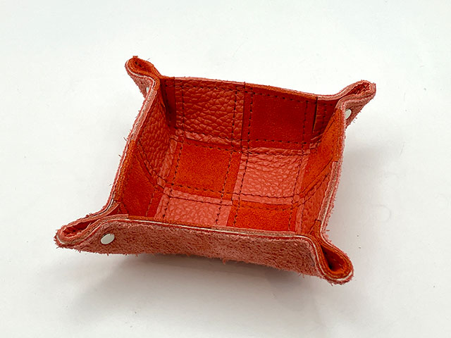 レザーピックトレイ 【パッチワークデザイン (スカーレット)】