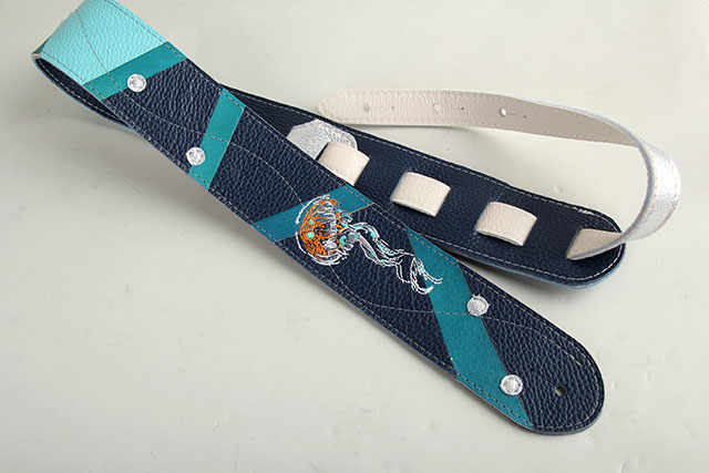 楽器アクセサリー｜三木楽器公式通販サイト