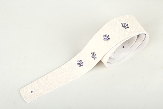 LITEシリーズ Slim 刺繍ストラップ 足あとアイボリー × グレー【刺繍カラーオーダーモデル】