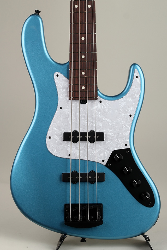 Custom Bass 4st Pelham Blue