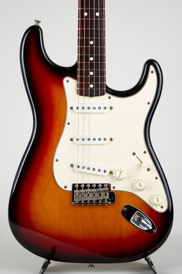 American Vintage 62 Stratocaster 3-Color Sunburst 1992