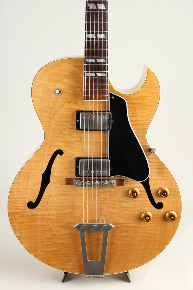 ES-175 Natural 1995
