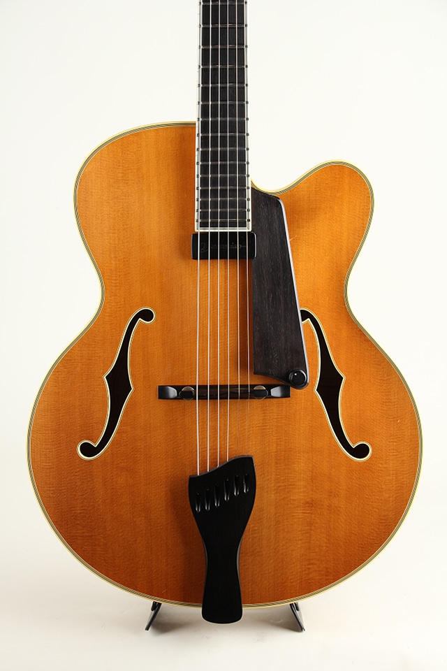 Monarch 17 Inch Natural 1998