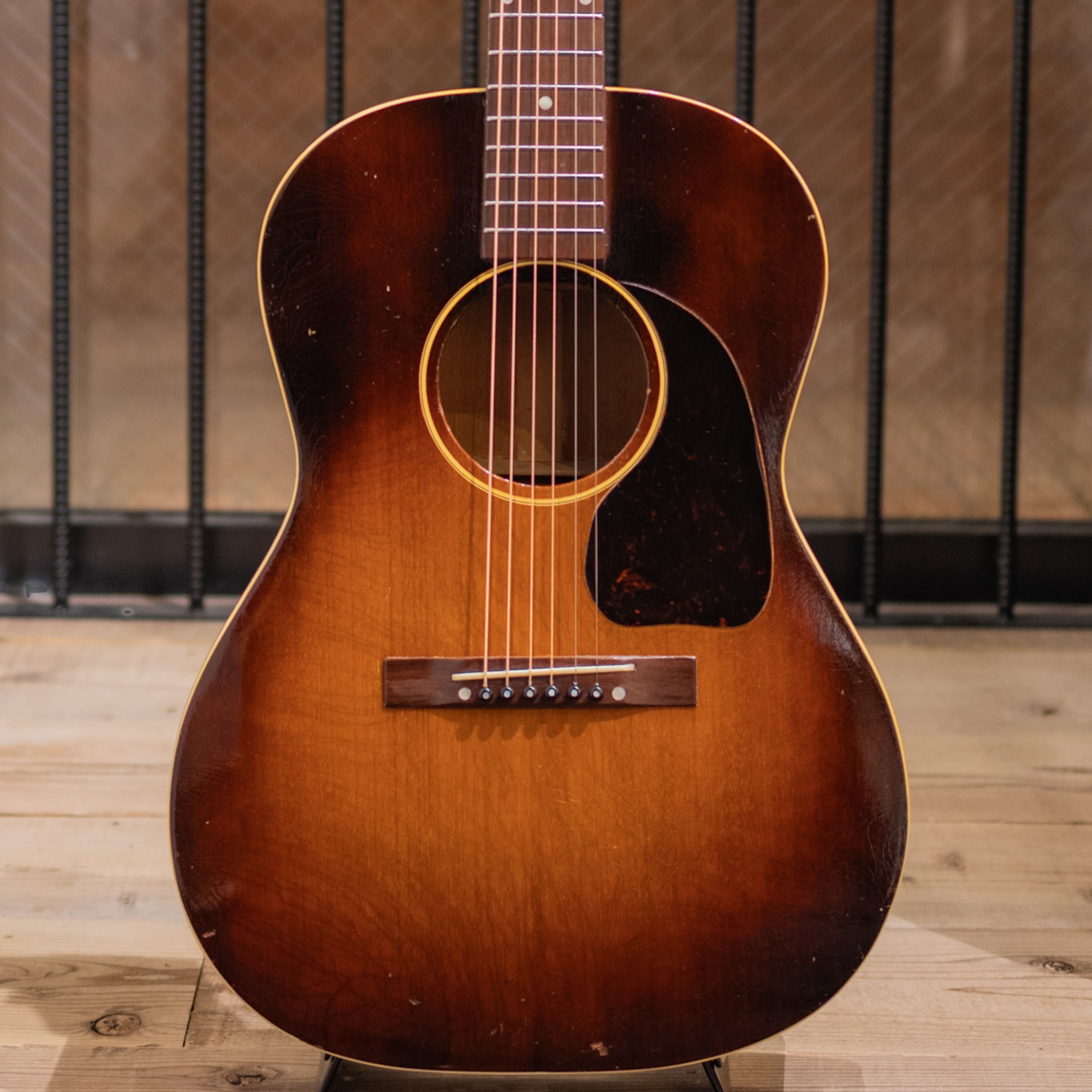 LG-2 Mahogany Top / 1944