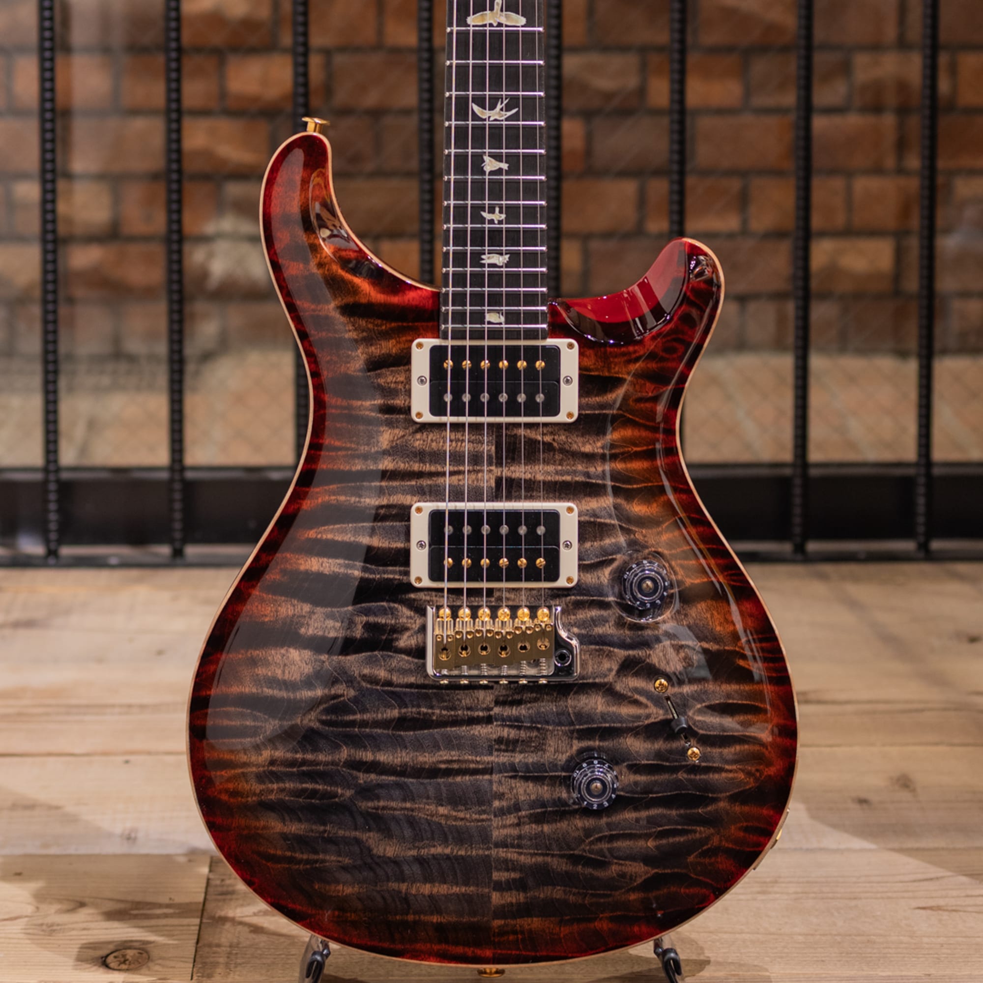 Custom 24 10Top Quilted Maple P/T Figured Maple Neck & Ebony FB Charcoal Cherry Burst / 2021