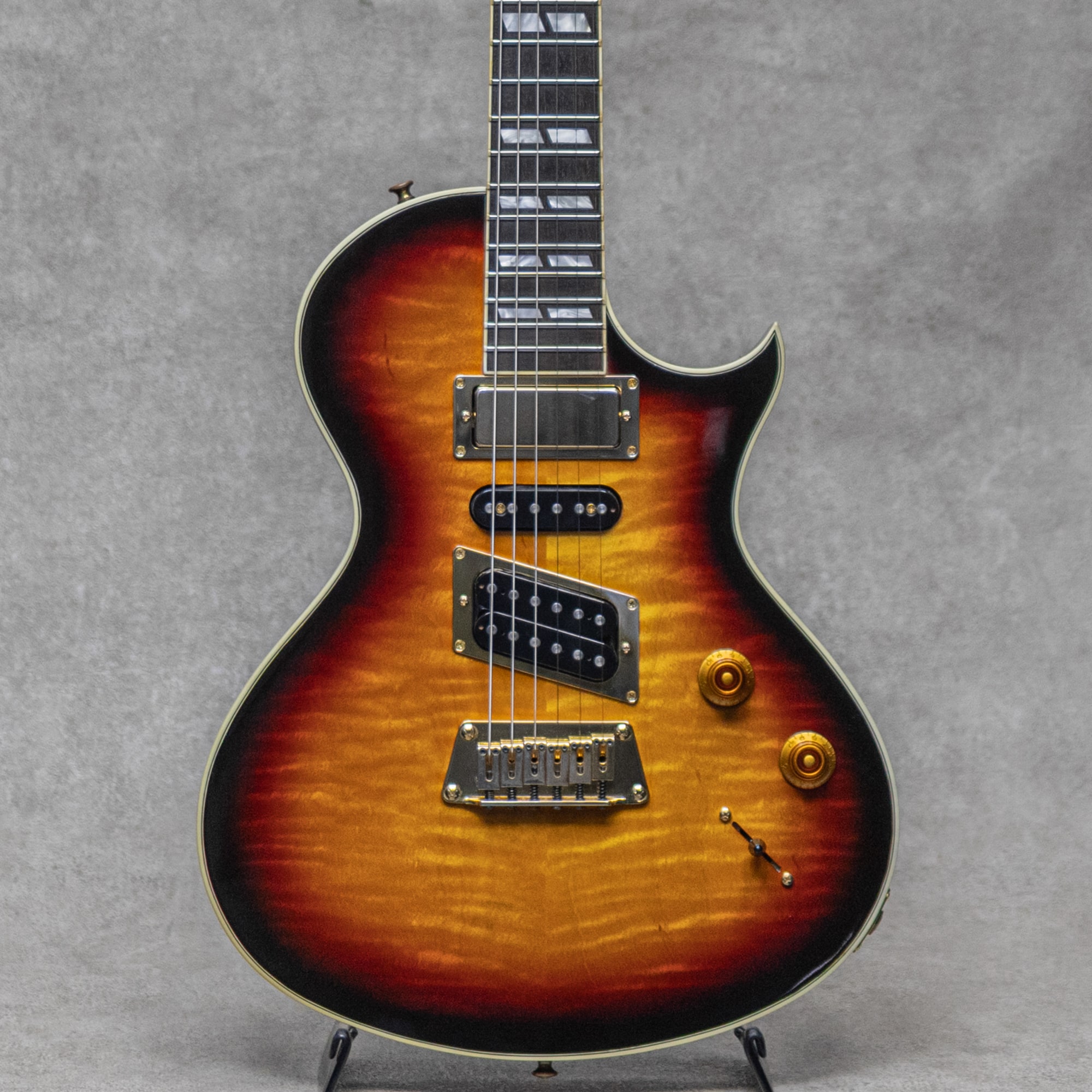 20th Anniversary Nighthawk Standard Reissue Fire Burst / 2013