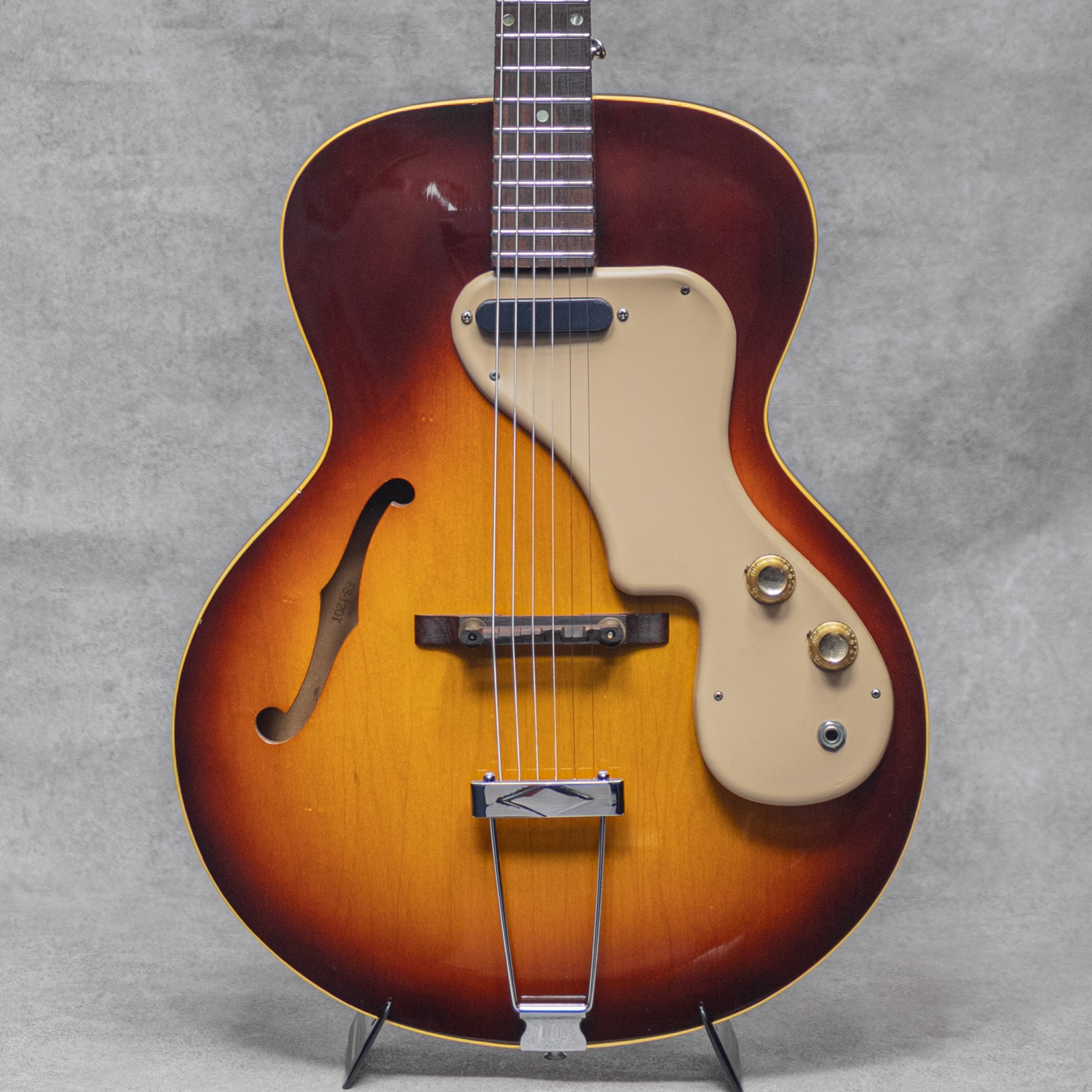 ES-120T / 1967