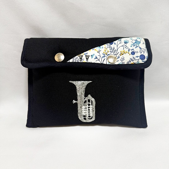 テューバマウスピースポーチ　羊毛フェルト刺繍入り<ブルー>　２本用